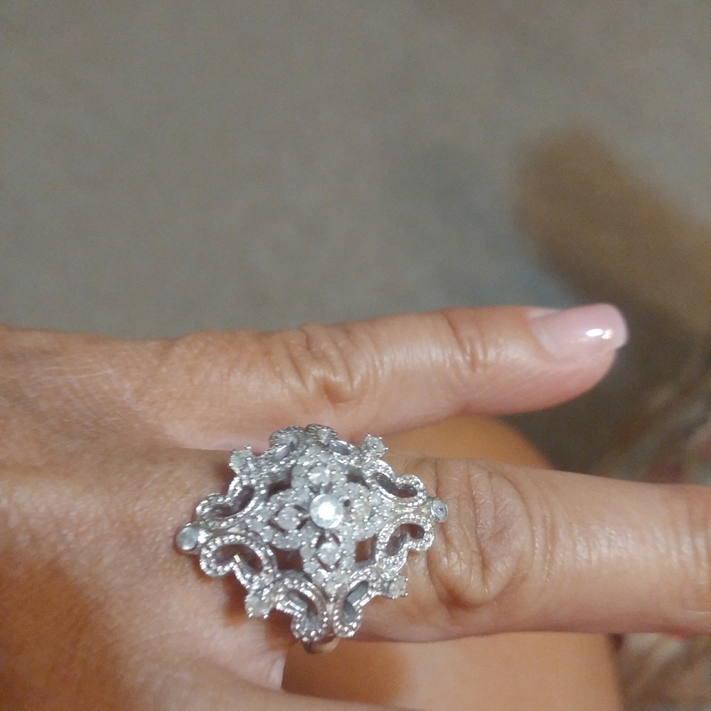 ❤SALE NWOT VINTAGE DIAMOND RING